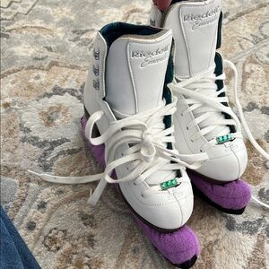 Riedell 19 Emerald / Recreational Ice Skates/ girls Size:3